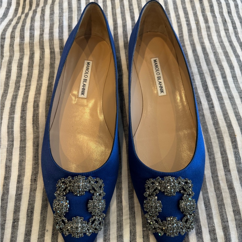 Manolo Blahnik Women's Blue Satin Flats (39.5)